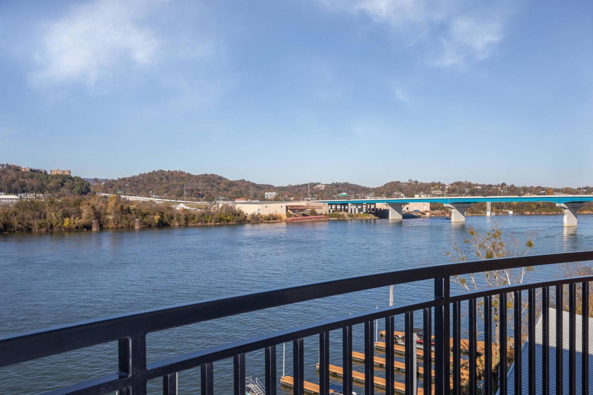 Springhill Suites By Marriott Downtown Chattanooga/Cameron Harbor Εξωτερικό φωτογραφία